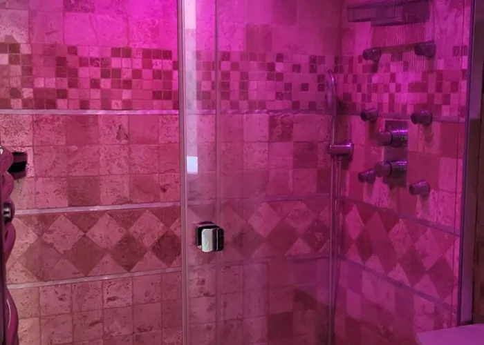 Beachfront 4 - 6 People 2 Swimming Pool Apartamento *