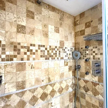 Daire Beachfront 4 - 6 People 2 Swimming Pool Cannes