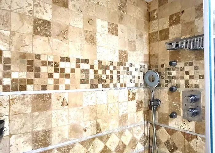 Apartamento Beachfront 4 - 6 People 2 Swimming Pool Cannes